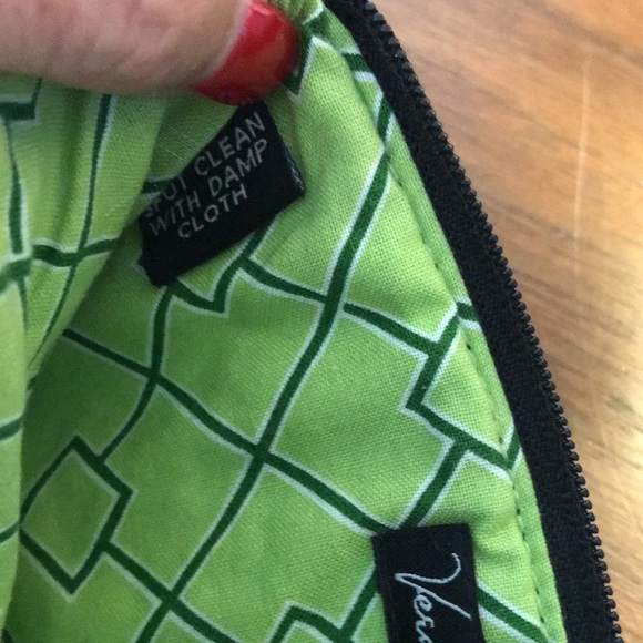 Authentic Vera Bradley Sunglasses/Credit cards & Money/Cosmetics Bag. - Picture 6 of 10